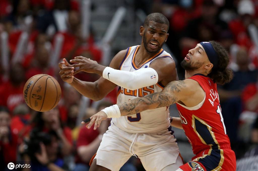 鹈鹕碾压立陶宛男篮，保罗绝境逆转