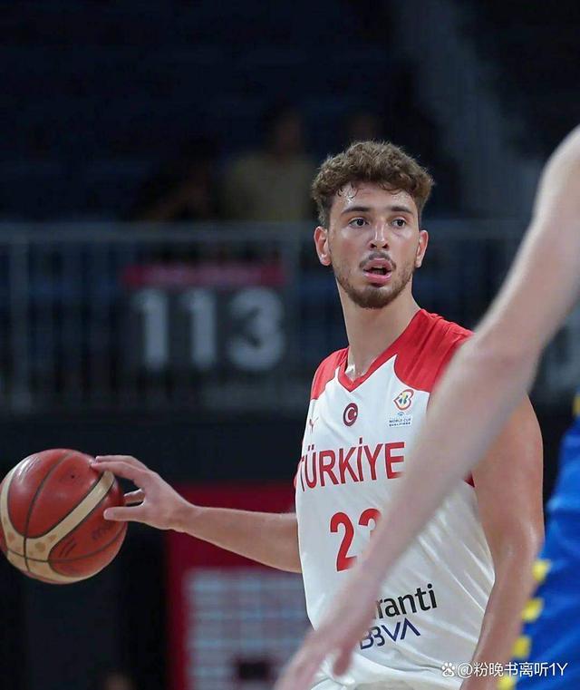土耳其男篮爆冷意大利男篮，波特惊艳世界
