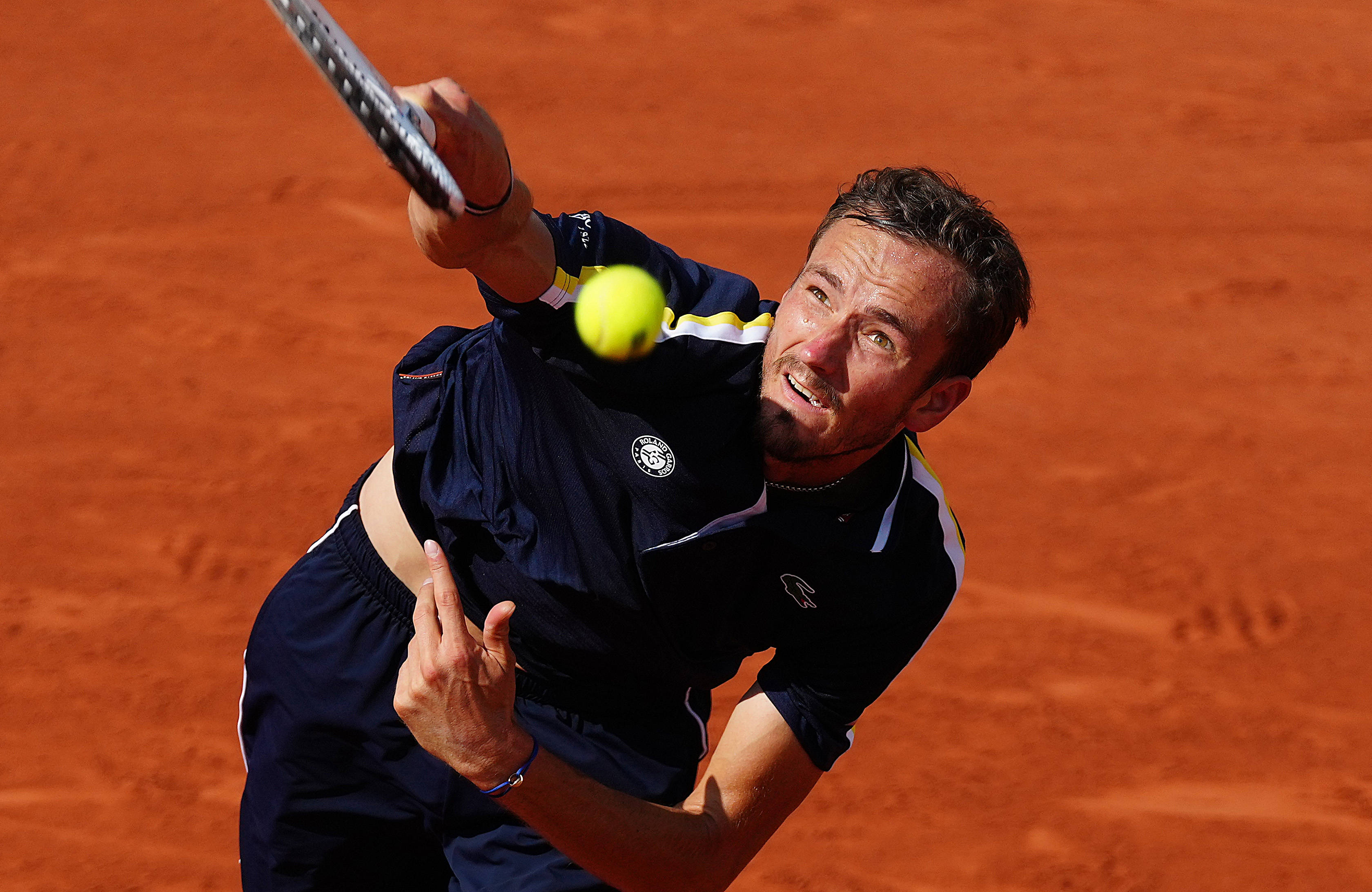 开云sport-美国网球队逆转德国网球队，梅德韦杰夫绝境逆转