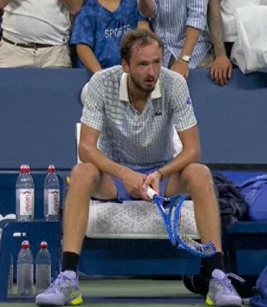 世界网球队血洗澳大利亚网球队，梅德韦杰夫统治全场