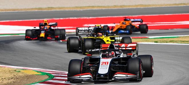 开云体育平台APP-哈斯车队险胜迈凯伦，佩雷兹带队取胜